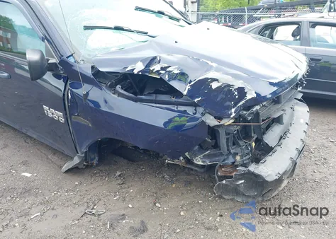 2016 Ram 1500 Tradesman z USA, uszkodzony, nr VIN 1C6RR7FM3GS387374